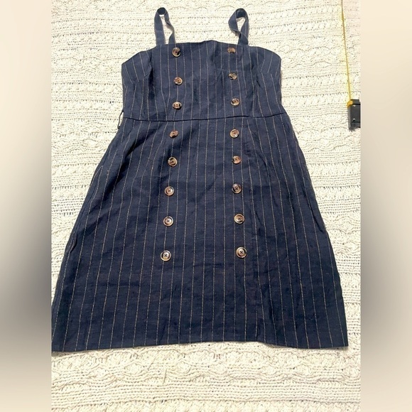 Forever 21 Dresses & Skirts - Forever 21 stripped dress.